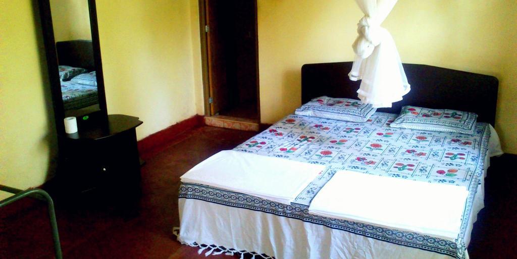 Haniffas Holiday Inn Κάντι Δωμάτιο φωτογραφία